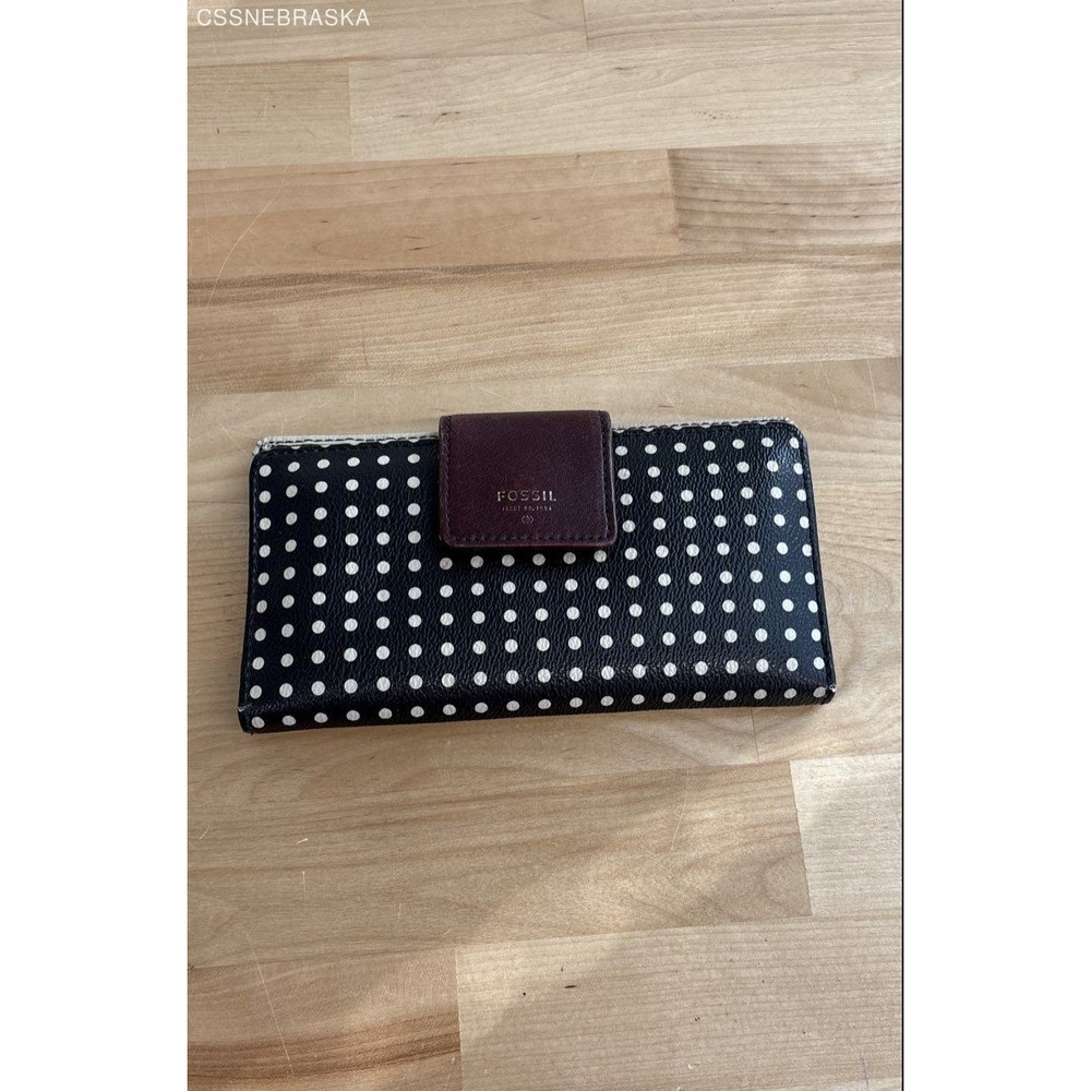 Fossil Polka Dot Color Block Cow‎ Hide Leather Button Closure Back Zip Wallet